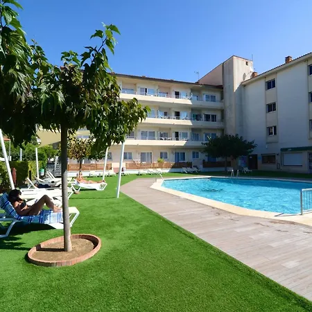 The In Estartit 4 Person